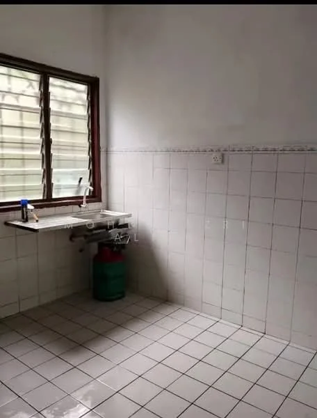 Laundry features: white tiled walls, white tiled flooring, single-bowl stainless-steel sink, wall-mounted faucet, gas cylinder, window with horizontal slats, countertop, light fixture.