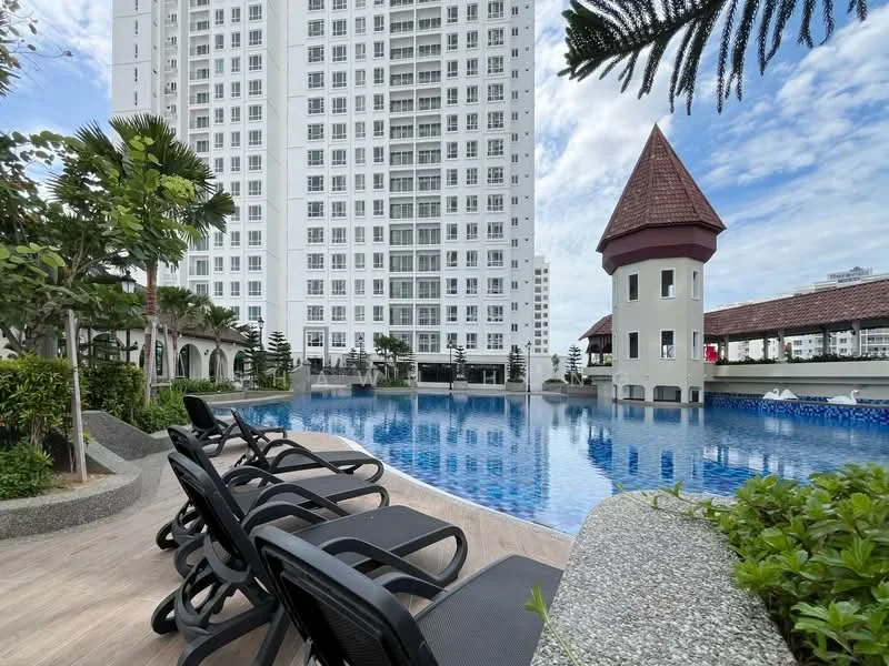 Exterior type: high-rise condominium; features: infinity pool, pool deck with loungers, landscaped garden, tropical landscaping, white painted facade, red tiled roof, surrounded by mature greenery; style: modern.
