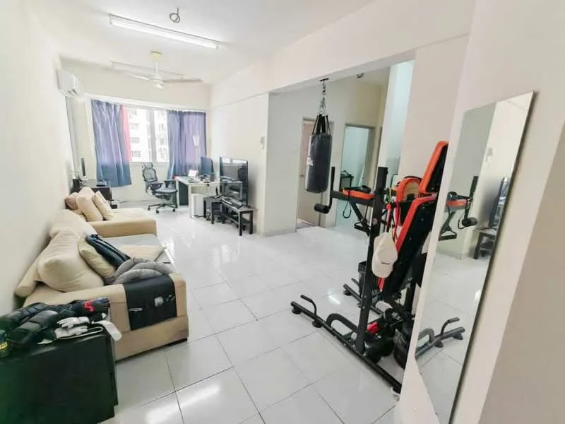 Living features: white painted walls, glossy white tile flooring, 5-blade ceiling fan, sofa in beige, black coffee table, wall-mounted TV, computer desk with chair, exercise equipment, large windows with sheer curtains, decorative mirror; style: modern.