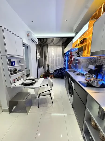 Kitchen features: white cabinetry with flat-panel design, grey cabinetry, stainless-steel sink, chrome pull-down faucet, marble countertop, backsplash with mosaic tile, built-in oven, freestanding washing machine, recessed downlights, wall-mounted split AC, dining table for two, black dining chair, decorative items on shelves, open shelving, area rug; style: modern.