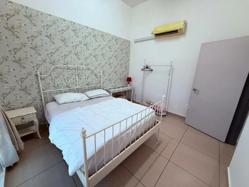 Bedroom features: queen-size bed with white bedding, metal bed frame in white, floral wallpaper on one wall, plain white walls, tile flooring in beige, 1 bedside table with drawer, red bedside lamp, clothes rack, wall-mounted air conditioning unit, door with handle; style: modern.
