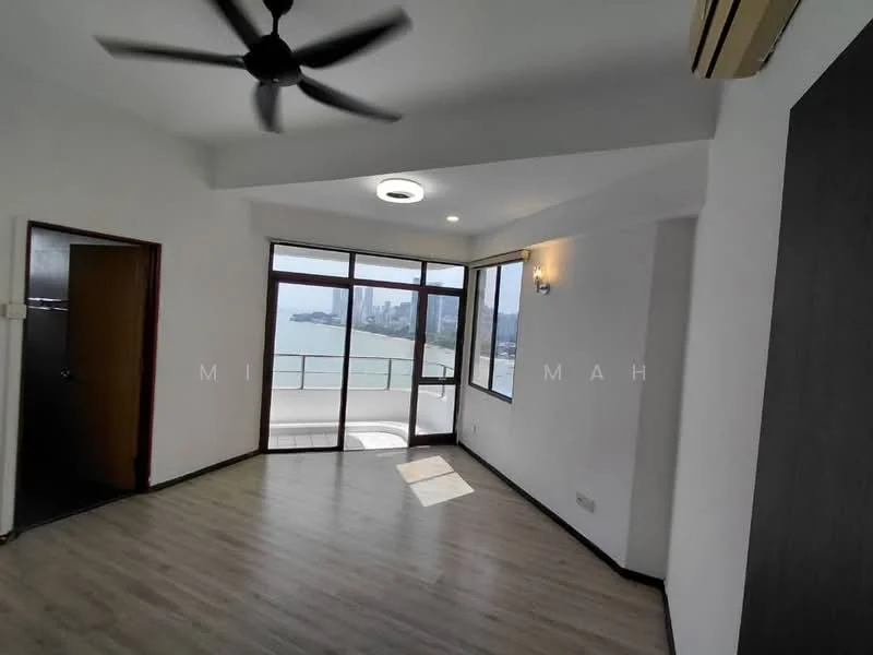 Room features: wooden flooring, white painted walls, ceiling fan, floor-to-ceiling windows, sliding glass door, city view, recessed lighting, air conditioning unit; style: modern; view: city.