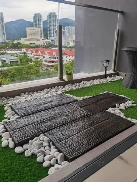 Exterior features: decorative stone pathway, artificial grass, white pebbles, outdoor lamp, planter with greenery, glass railing, city skyline view, mountain view; style: modern.