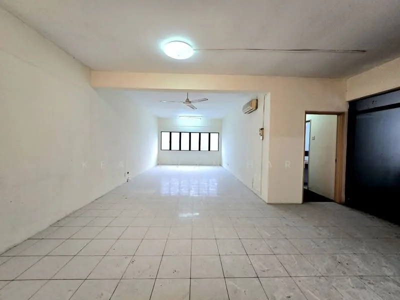 Room features: white painted walls, tiled flooring, ceiling light, ceiling fan, multiple windows, air conditioning unit, doorway leading to another room, open layout.