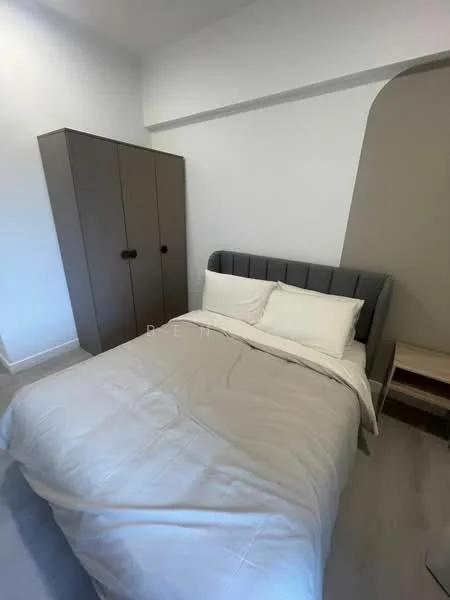Bedroom features: queen-size bed, upholstered headboard, light bedding, wooden bedside table, built-in wardrobe with two doors, white painted walls, light wood flooring, neutral-colored accent wall; style: modern.