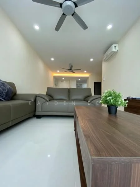 Living features: 3-seater leather sofa in grey, coffee table in wood, 5-blade ceiling fan with light, wall-mounted split AC, white painted walls, polished tile flooring, recessed LED downlights, decorative plant in pot; style: modern.