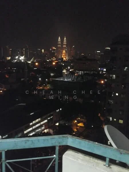 Room view: city.