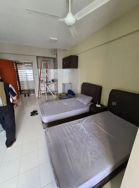 Bedroom features: two single beds with dark wood frames, light grey bedding, white walls, ceiling fan, tile flooring, built-in wardrobe, window with blinds, ladder in background, unmade bed, decorative wall panel in orange; style: modern.