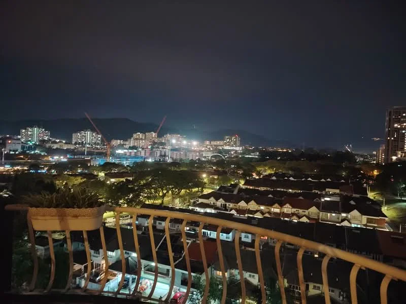 Room view: city.