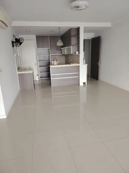 Living features: white painted walls, glossy ceramic tile flooring, ceiling fan, built-in cabinetry, kitchen island, pendant light, open layout, neutral color scheme; style: modern.