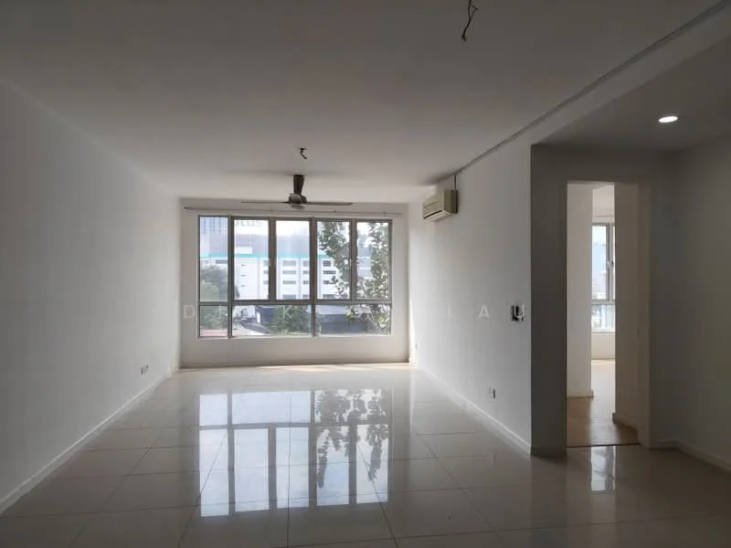 Living features: white painted walls, polished ceramic tile flooring, 5-blade ceiling fan, floor-to-ceiling windows, natural light from windows, air conditioning unit, neutral color scheme, open layout; style: modern; view: city.