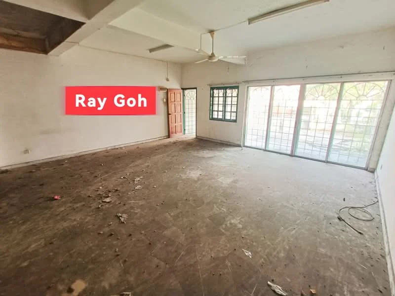 Room features: white painted walls, exposed beams on ceiling, floor-to-ceiling windows, sliding glass door, vinyl flooring, ceiling fan, natural light from windows, open layout; view: garden.