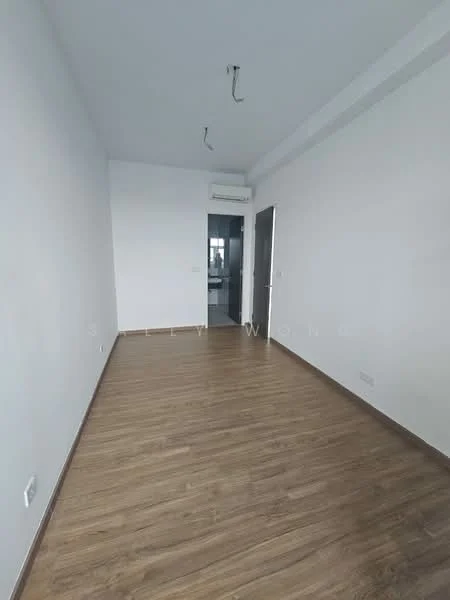 Room features: white painted walls, laminate flooring, 1 wall-mounted split AC, ceiling lights, doorway leading to another room.