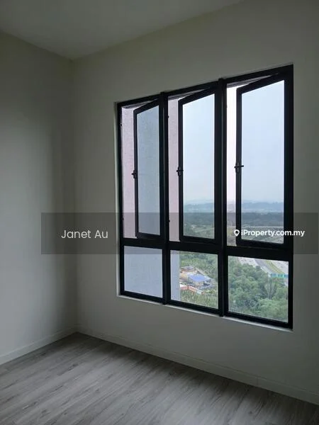 Room features: floor-to-ceiling windows, grey laminate flooring, white painted walls, city view; style: modern; view: city.