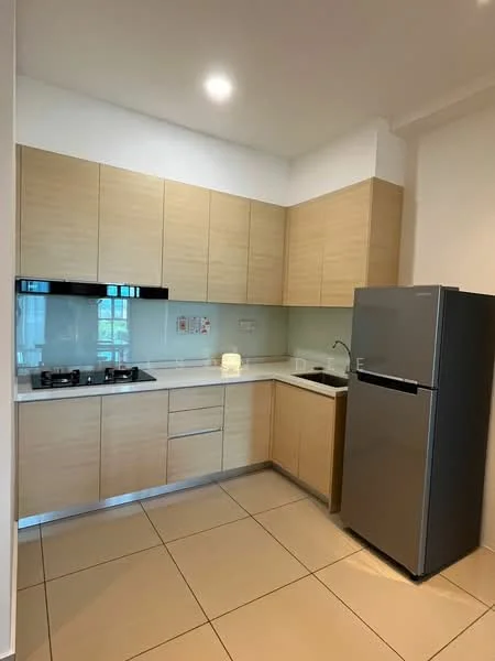 Kitchen features: light wood cabinetry, white countertop, glass backsplash, stainless-steel sink, chrome pull-down faucet, built-in gas hob, built-in range hood, freestanding fridge in grey, tile flooring, recessed ceiling lights; style: modern.