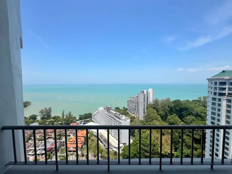 Room view: sea.