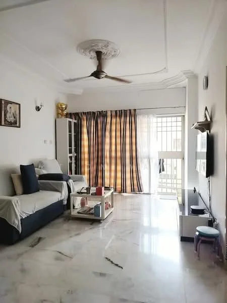Living features: marble flooring, white painted walls, tray ceiling, 5-blade ceiling fan, sofa in dark blue fabric, armchair in light grey fabric, glass coffee table, TV console, wall-mounted TV, curtains with checkered pattern, floor-to-ceiling windows, decorative wall art, built-in shelving unit; style: modern.