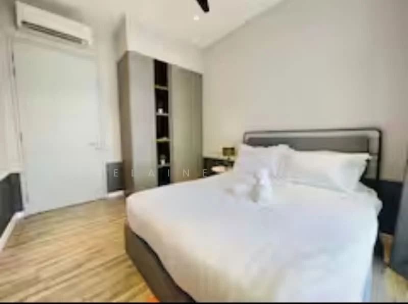 Bedroom features: king-size bed with white bedding, upholstered headboard, wooden flooring, 1 wall-mounted split AC, built-in wardrobe with sliding doors, nightstand with lamp, decorative wall art, window with sheer curtains; style: modern.