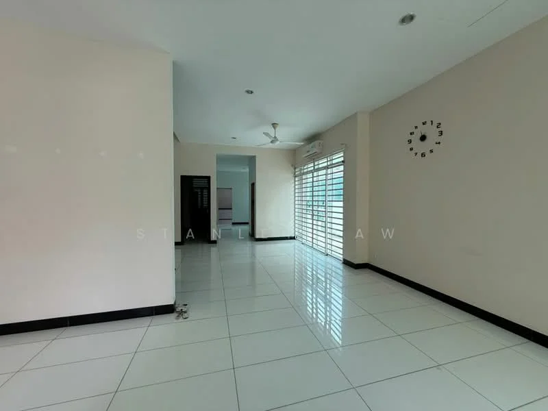 Living features: white painted walls, glossy white tile flooring, ceiling fan, large windows with horizontal blinds, clock on wall, neutral color scheme, open layout, natural light; style: modern.
