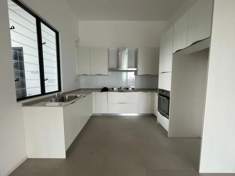 Kitchen features: white cabinetry, stainless-steel sink, chrome pull-down faucet, built-in oven, freestanding range oven, 4-burner gas hob, grey tiled backsplash, large window, light-colored stone countertop, tile flooring; style: modern.