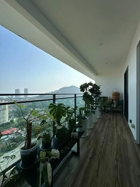 Balcony features: floor-to-ceiling windows, wooden flooring, railing with glass panels, potted plants, city view, mountain view, outdoor seating, decorative basket; style: modern; view: city.