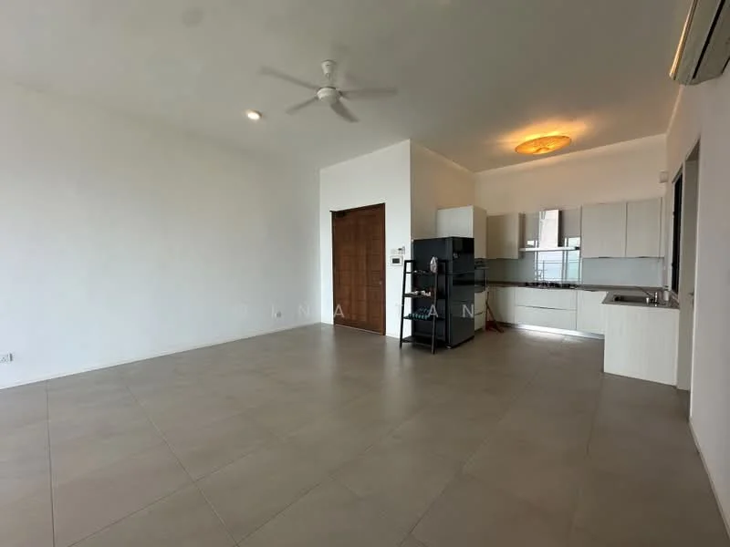 Living features: light-colored walls, tile flooring, ceiling fan, recessed lighting, open layout, large window, kitchen area with cabinetry, stainless-steel refrigerator, kitchen countertop, kitchen sink, kitchen cabinets; style: modern.