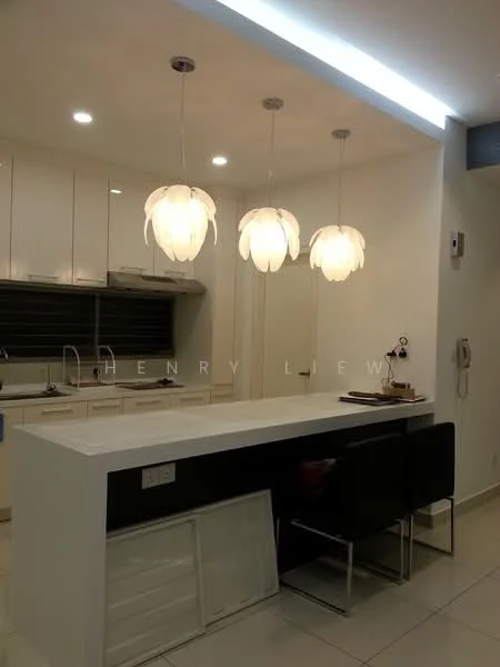 Kitchen features: white cabinetry, marble countertop, 3 pendant lights with floral design, stainless-steel sink, built-in oven, ceramic tile flooring, grey backsplash, open shelving, bar seating with black chairs; style: modern.
