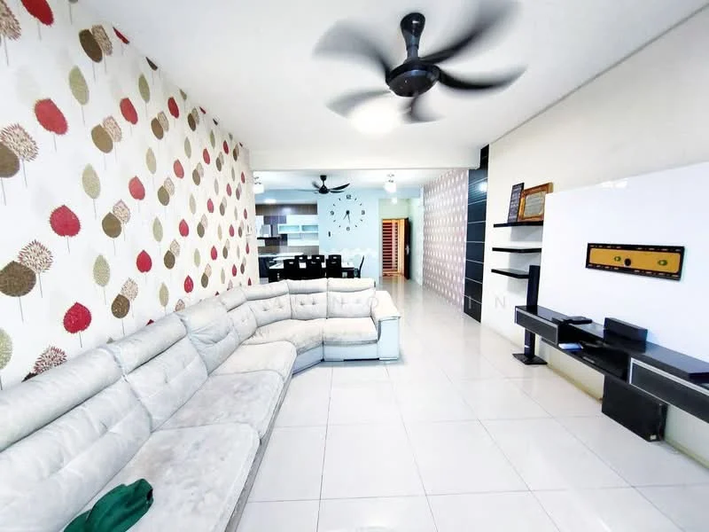 Living features: L-shape sectional sofa in light grey, white tiled flooring, ceiling fan with light, wall-mounted TV unit, decorative wall with patterned wallpaper, recessed lighting, open layout to dining area, large windows for natural light; style: modern.
