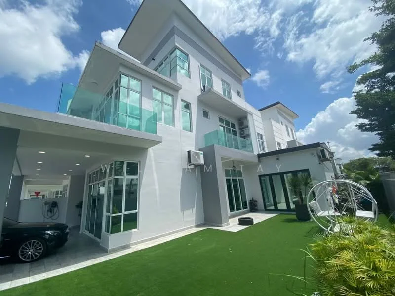 Exterior type: detached bungalow; features: white painted facade, glass curtain wall, flat roof, approximately 2-storey, manicured lawn, tropical landscaping, paved walkway, balconies with glass railings, large windows, car porch, outdoor seating area, surrounded by greenery; style: modern.