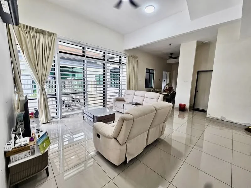 Living features: light-coloured leather sofa, coffee table, wall-mounted TV, floor-to-ceiling windows, sheer curtains, sliding glass door, ceramic tile flooring, ceiling fan, recessed downlights, decorative wall, open layout, natural light, neutral wall colour; style: modern; view: garden.