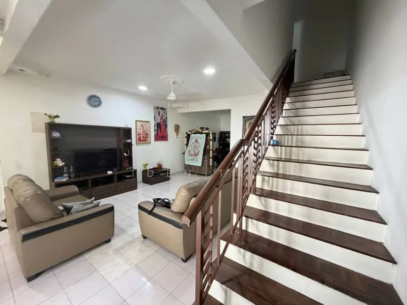 Living features: cream painted walls, white ceiling, recessed downlights, 5-blade ceiling fan with light, 2-seater leather sofa in beige, 3-seater fabric sofa in brown, coffee table, TV console, wall-mounted TV, tile flooring, staircase with wooden railing, decorative wall clock; style: modern.