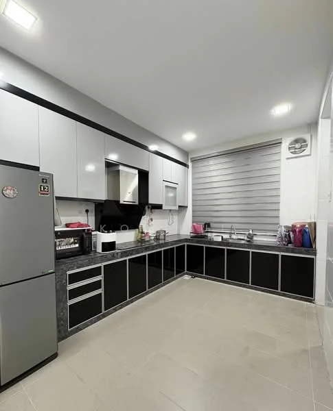 Kitchen features: black and white cabinetry, granite countertop, stainless-steel fridge, built-in microwave, freestanding range oven, single-bowl stainless-steel sink, chrome pull-down faucet, tile backsplash, recessed LED downlights, window with horizontal blinds, ceramic tile flooring; style: modern.