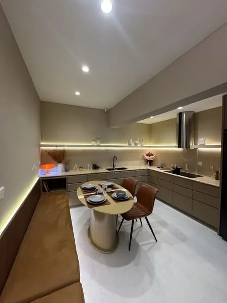 Kitchen features: brown upholstered bench seating, round dining table, four dining chairs, white quartz countertop, stainless-steel sink, chrome pull-down faucet, built-in oven, recessed LED downlights, cabinets with flat-panel design, light brown cabinetry, decorative vase with flowers, wall-mounted shelving, neutral painted walls, tile flooring; style: modern.