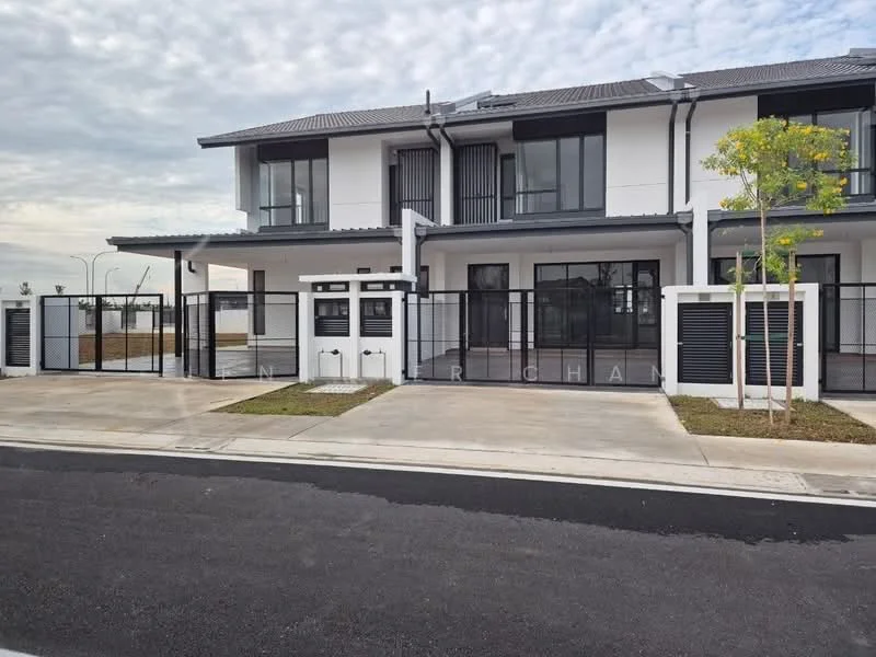 Exterior type: linked terrace house; features: white painted facade, black metal grille fencing, flat roof, two-storey structure, manicured lawn, paved driveway, large windows, balconies with railings, concrete walkway, surrounded by open space, modern architectural design; style: modern.