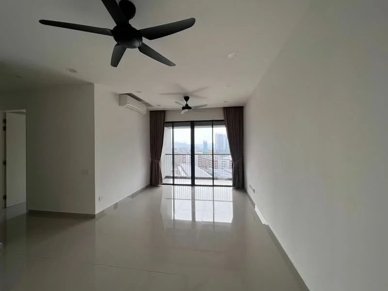 Living features: white painted walls, polished ceramic tile flooring, 2 ceiling fans, floor-to-ceiling sliding glass door, curtains, city view, air conditioning unit; style: modern; view: city.