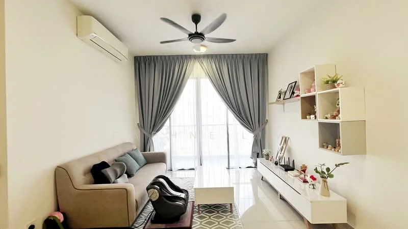 Living features: 3-seater fabric sofa in light grey, ceiling fan with integrated light, floor-to-ceiling windows, sheer curtains, grey accent wall, white painted walls, glossy tile flooring, wall-mounted shelf, decorative plants, area rug with geometric pattern, TV console, decorative items on shelf; style: modern.