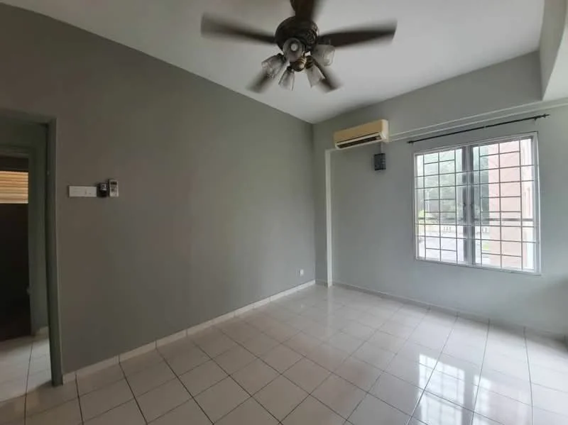 Living features: grey painted walls, white tiled flooring, 5-blade ceiling fan with light, wall-mounted split AC, floor-to-ceiling window, roller blinds, light switch, doorway to adjacent room.