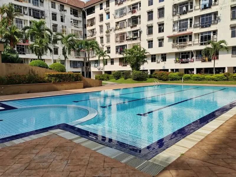 Exterior type: low-rise apartment block; features: swimming pool, landscaped garden, manicured lawn, palm trees, tropical landscaping, pool deck with loungers, surrounded by residential buildings; style: modern.