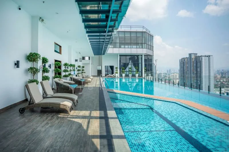 Exterior type: high-rise condominium; features: infinity pool, pool deck with loungers, glass railing, landscaped planters, city skyline view, tiled pool surface, wooden decking, outdoor seating area; style: modern.