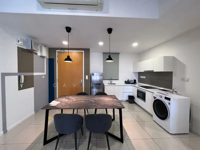 Kitchen features: white cabinetry, grey countertop, stainless-steel fridge, built-in oven, 4-burner gas hob, stainless-steel range hood, single-bowl stainless-steel sink, chrome pull-down faucet, washing machine, dining table with grey chairs, recessed downlights, tile flooring, wall-mounted split AC; style: modern.