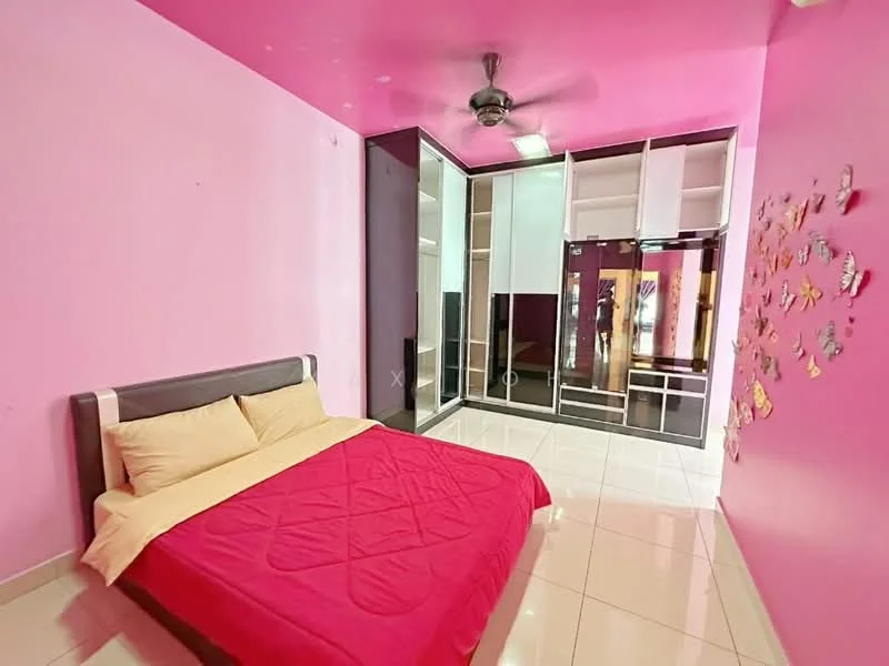 Bedroom features: pink painted walls, white tiled flooring, queen-size bed with grey headboard, bedding in beige, ceiling fan, built-in wardrobe with mirrored doors, decorative wall with butterflies, natural light from window; style: modern.