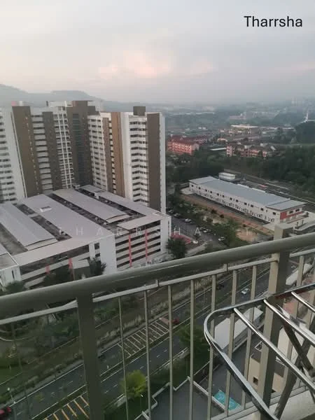 Room view: city.