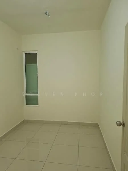 Room features: white painted walls, glossy ceramic tile flooring, single window, plain ceiling, door with knob.