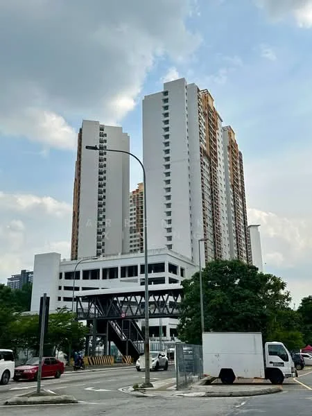 Exterior type: high-rise condominium; features: white painted facade, glass curtain wall, projecting balconies, approximately 20-storey high-rise, manicured lawn, surrounded by mature greenery, multi-storey car park, driveway with interlocking pavers; style: modern.