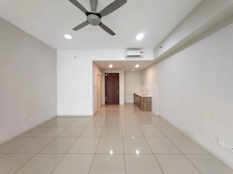 Living features: white painted walls, polished ceramic tile flooring, 5-blade ceiling fan, recessed downlights, wall-mounted air conditioning unit, open kitchen area, kitchen countertop, doorway to entrance; style: modern.