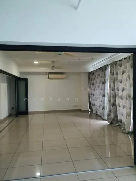 Living features: glossy ceramic tile flooring, white painted walls, 5-blade ceiling fan with light, recessed downlights, floor-to-ceiling windows, sheer curtains, sliding glass door, air conditioning unit; style: modern.