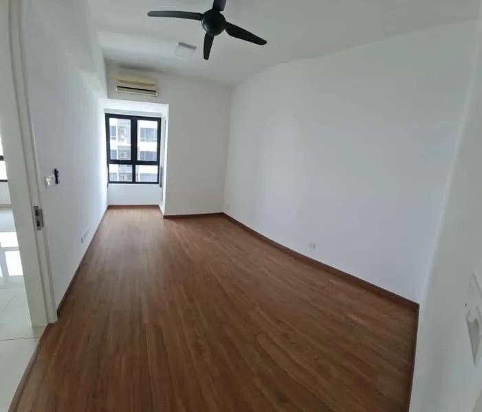 Room features: laminate wood flooring, white painted walls, ceiling fan, floor-to-ceiling windows, air conditioning unit, natural light from windows; style: modern.