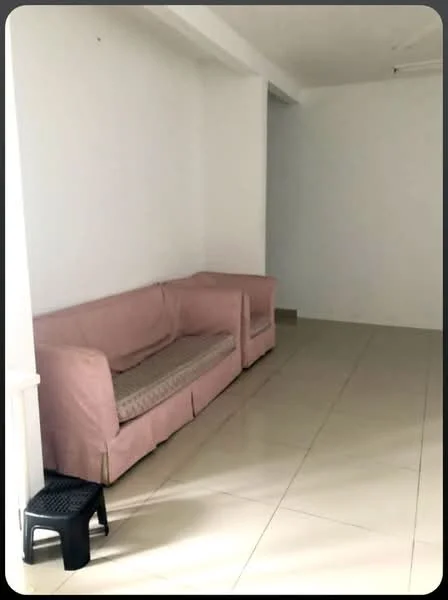 Living features: pink fabric sofa, ceramic tile flooring, white painted walls, ceiling fan, corner space, natural light from window, neutral decor; style: minimalist.