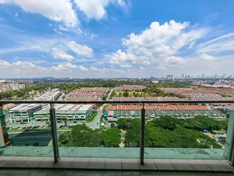 Room view: city.