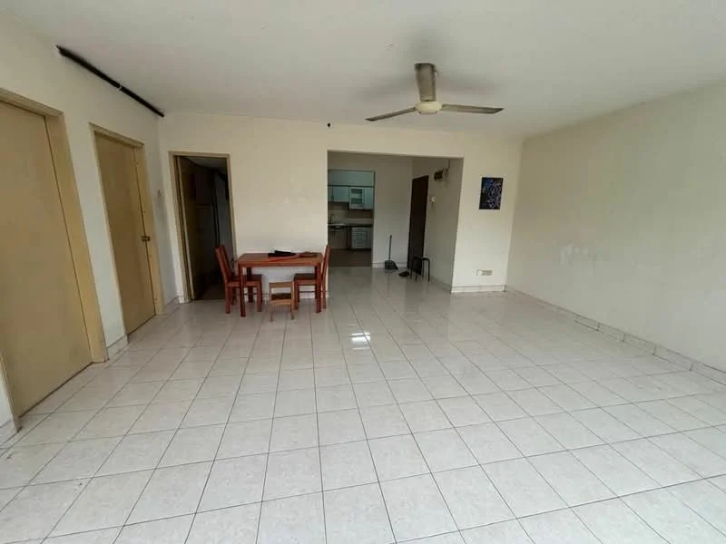 Living features: white painted walls, glossy ceramic tile flooring, ceiling fan, dining table with four chairs, open layout, natural light from windows, neutral color scheme, no visible decor; style: minimalist.
